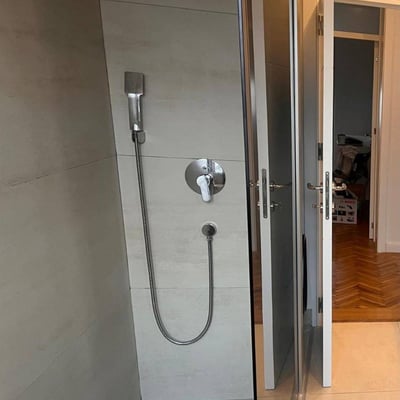 Location d’un appartement spacieux de 2 pièces, 67 m², au centre de Belgrade, Serbie